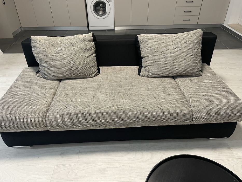 Canapea extendibilă de vânzare,stare foarte bună, 1000 lei