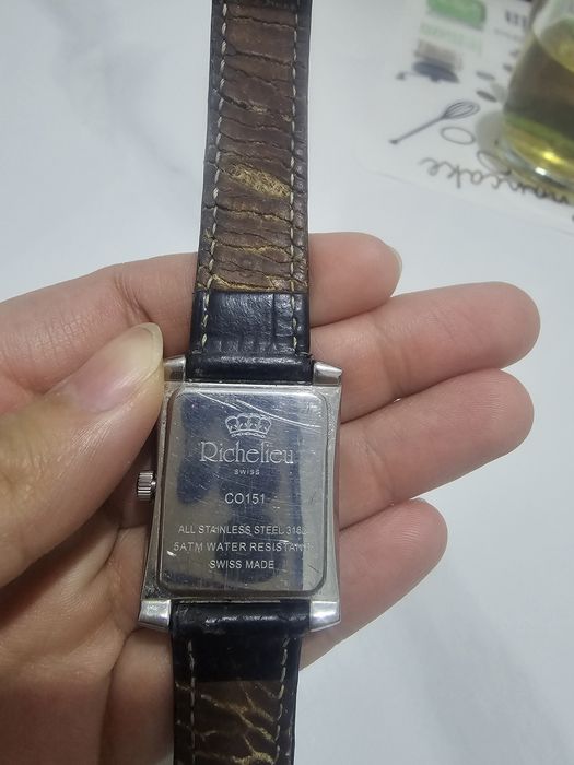 Часы серебрянные