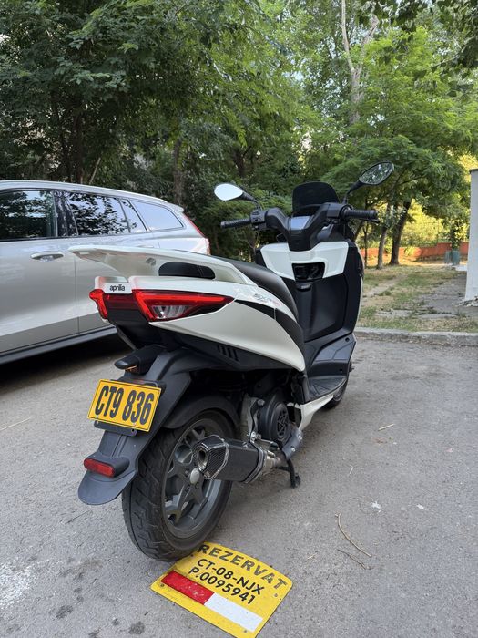 Schimb cu Auto / Ofer diferenta oricat este nevoie / Aprilia SXR 50 / 2023 / 4T