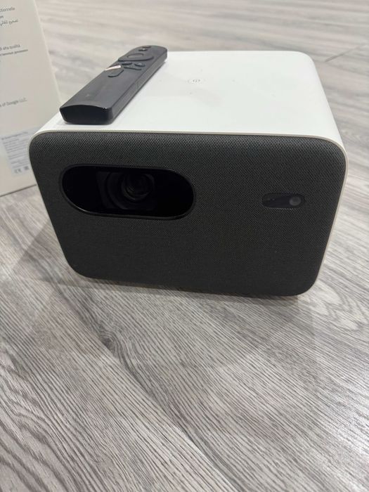 Портативный проектор Xiaomi Mi Smart Projector 2 Pro