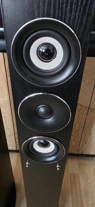 Тонколони AEG LB 47100