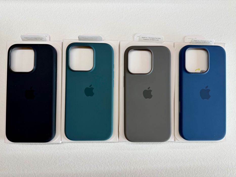 Husa / Carcasa iPhone 16 Pro 16 Pro Max Silicone / Silicon