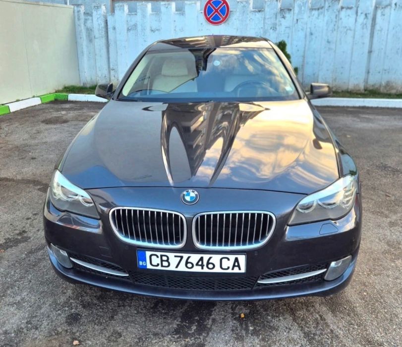 Автомобил BMW 523