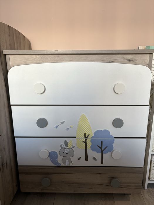 Бебешко легло със скрин