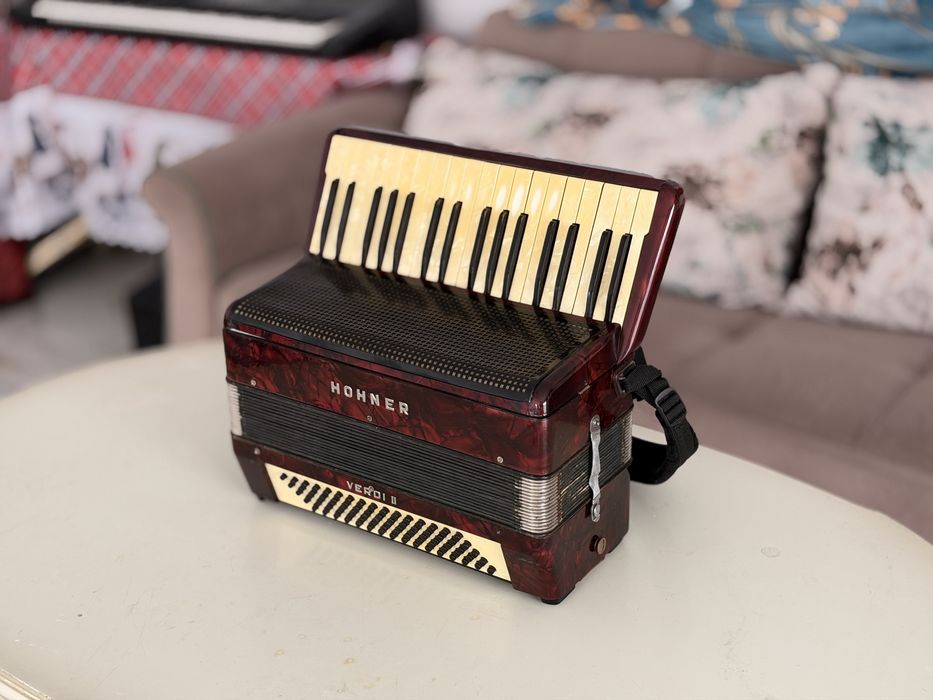 Acordoen hohner verdi 2