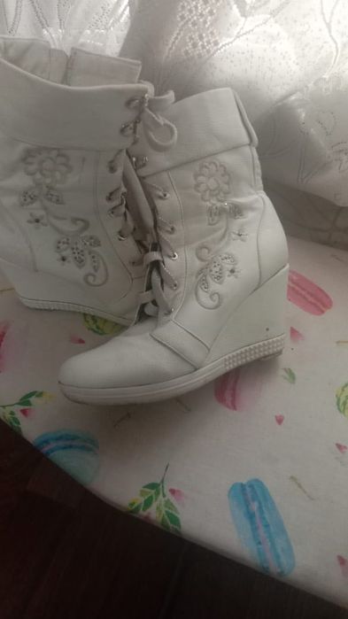 Продам осенние сапоги 36 р