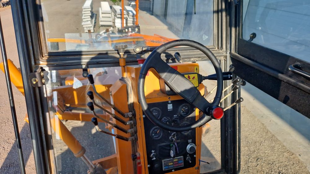 Autogreder terasamente