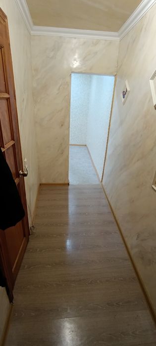 Продам 1-к 2/4 возле ул. Конституциии