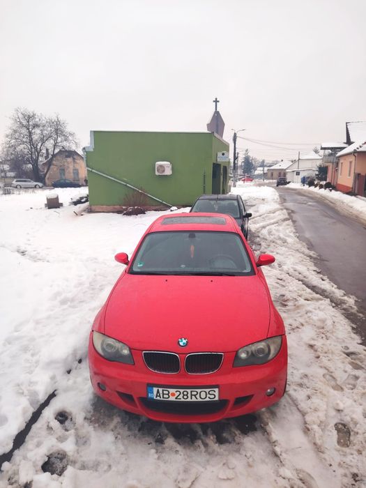 Se vinde BMW M1 cu motor de 2L Diesel. Fiscal pe loc 
Preț 2500 € ușor