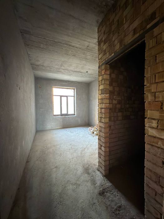 Срочно продаётся 4х-комнатная квартира