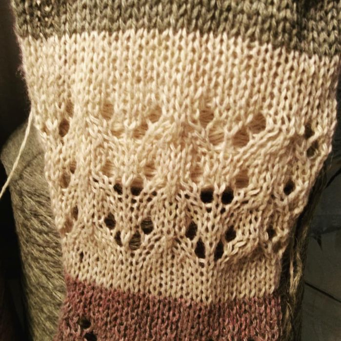 Стоковая нить,Италия