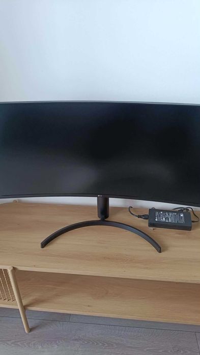 Monitor Gaming LG