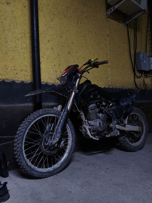 Эндуро 250,торг уместен