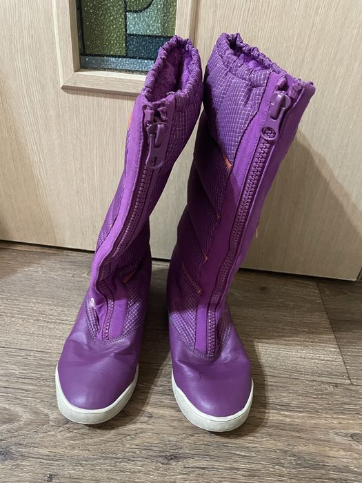 Сапоги зимние женские , теплые и прочные  Reebok