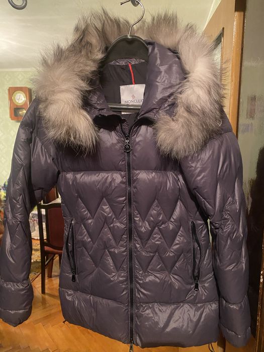 Яке Монклер с качулка