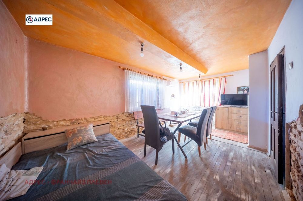 Продава се Къща в с. Пелишат, Област Плевен - 118 кв.м за 1060 €/кв.м - Снимка #6