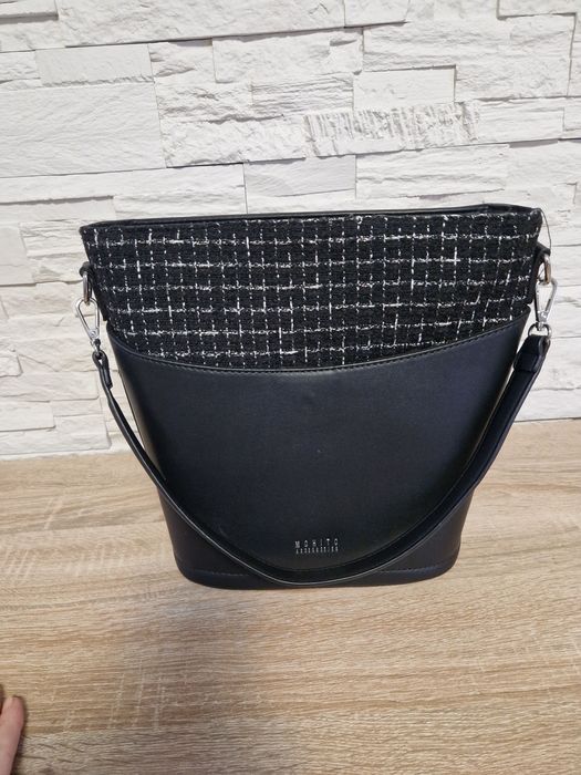 Дамски чанти Guess, Mohito и други