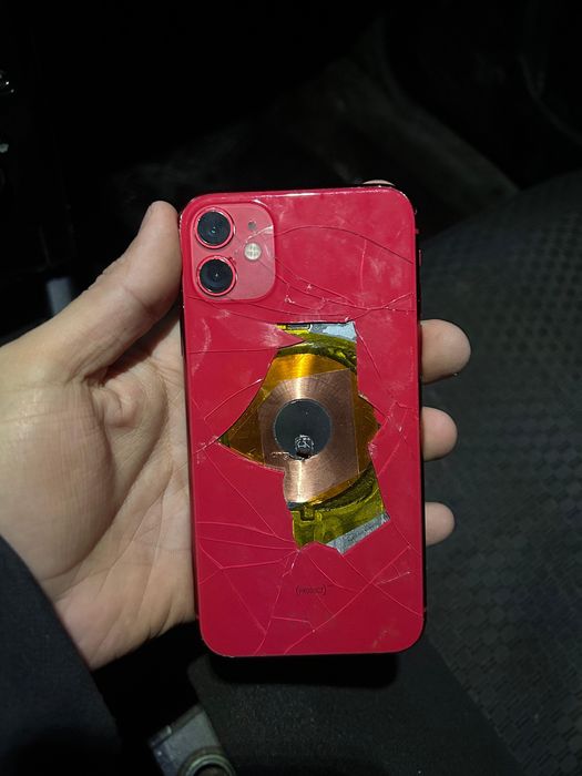 Айфон 11 128гб акб 77