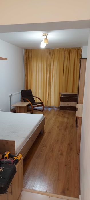 Inchiriez garsoniera in Pitesti , zona Big , Bloc MAIA 5  , Suprafata  32 mp, Et 2/5