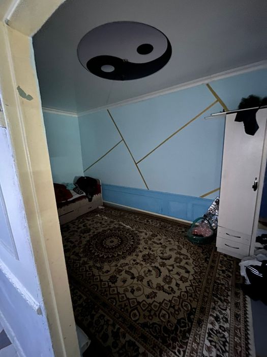 Үй сатылады орталықта