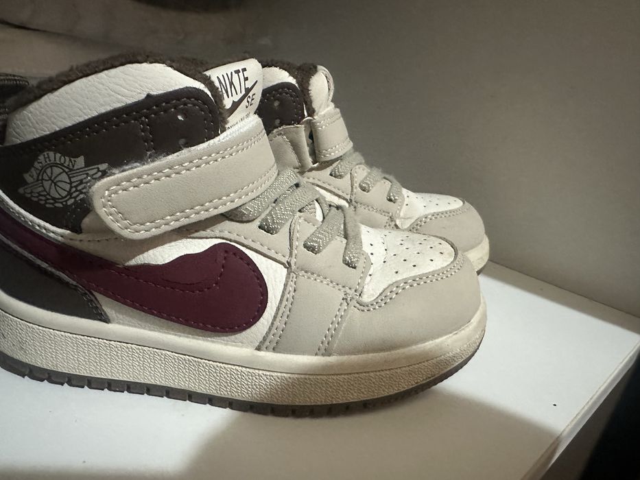 Ботинки весна осень. Продам