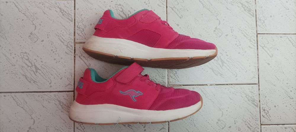 Маратонки Kangaroos