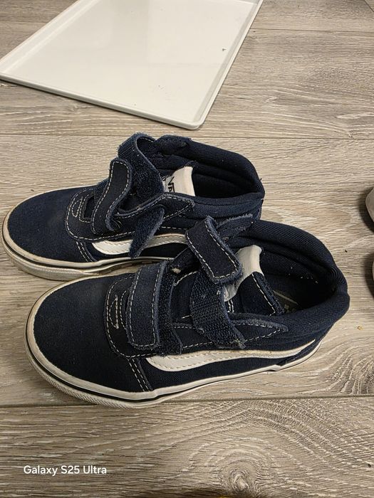 4 perechi Pantofi sneakers aproape noi pachet vans nike 28