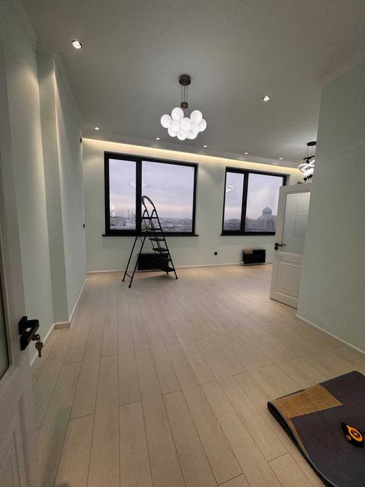 Sebzor DA 3 Xonali Navastroyka sotiladi !