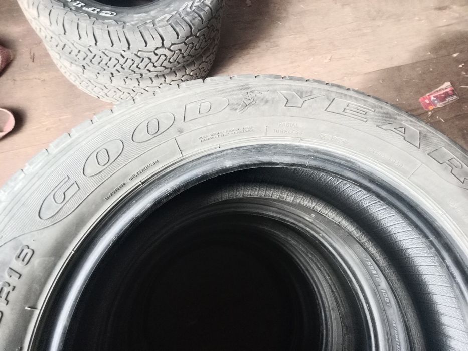 Продам резину б/у255/55р18