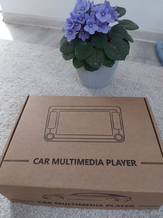 player multimedia auto LXKLSZ de 7 inchi cu ecran tactil, compatibil cu CarPlay și Android Auto.