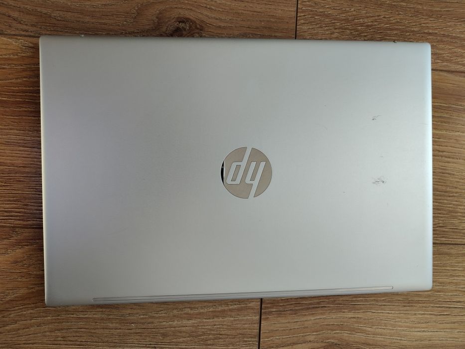 Laptop HP touchscreen/ i5-1235U/ / ssd 512 / 8 GB RAM/