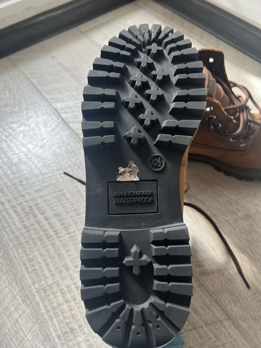 Продам ботинки waterproof 44 р