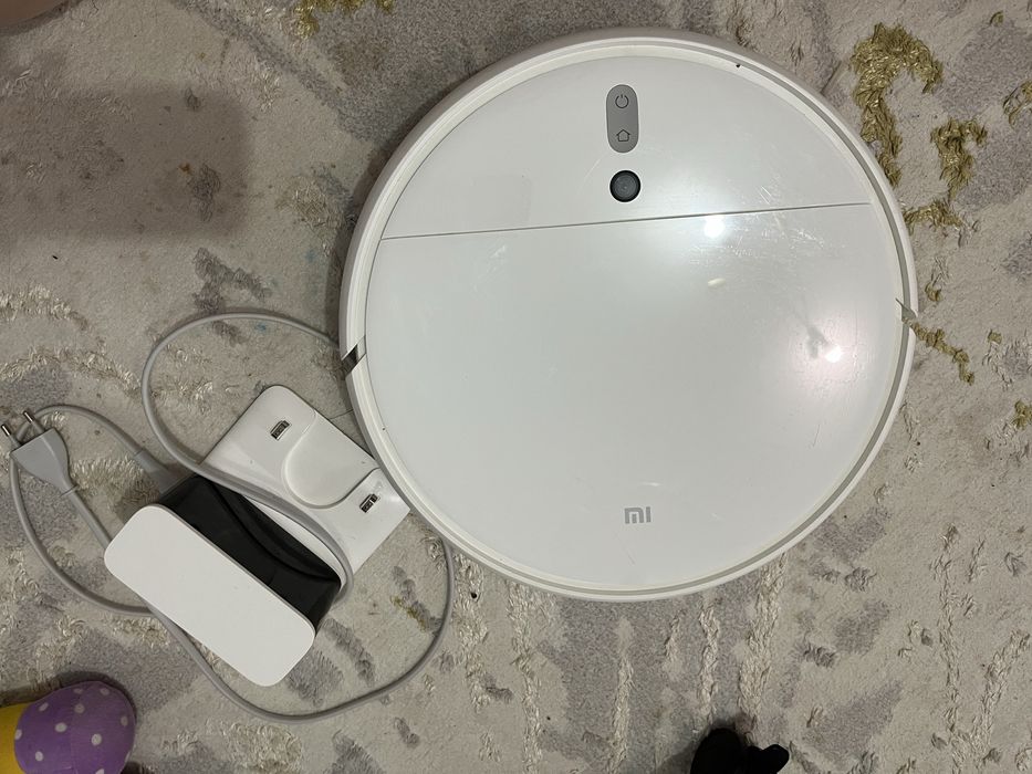 Робот-пылесос  Xiaomi Mi Robot Vacuum-Mop
