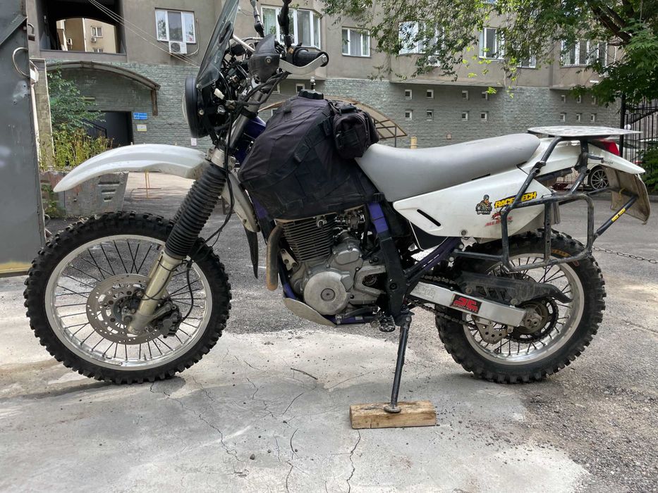 Suzuki DR650ce 1997 г.