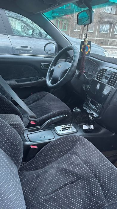 Продаю машину хендай соната