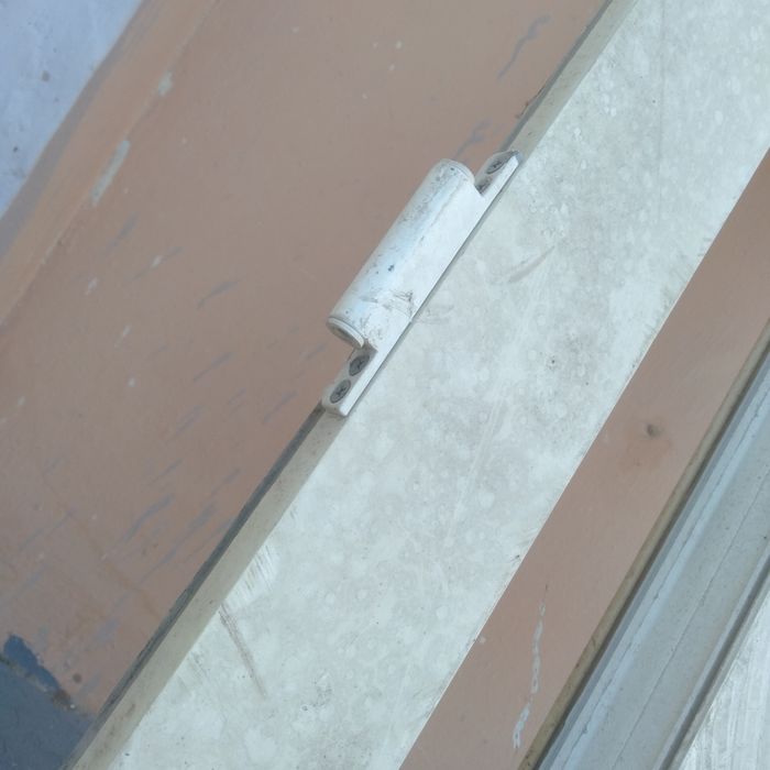 Пластик  есык  2  штук