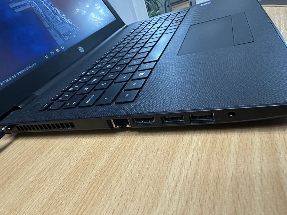 Laptop HP15-ra0xx black