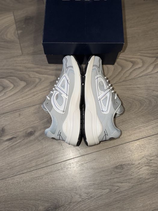 Dior B30