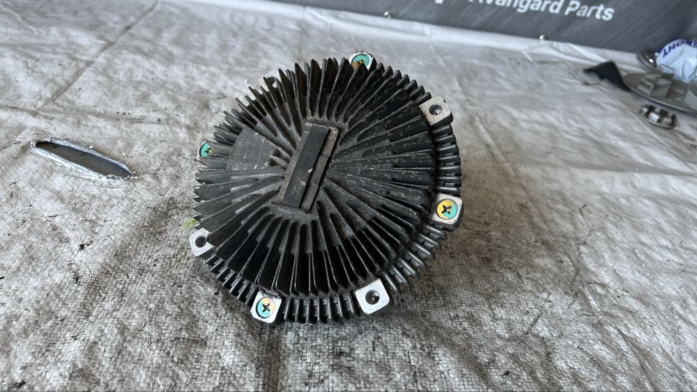 Mitaubishi Pajero 3 3.2 D виско съединител