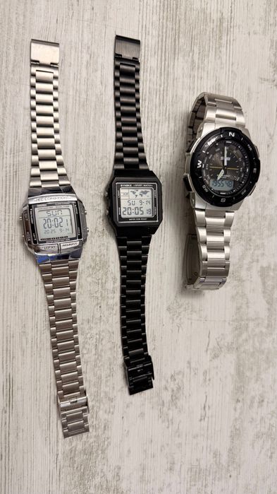 Цена за 3бр. Часовници! Нови!