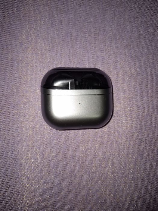 Наушники Samsung Galaxy Buds3