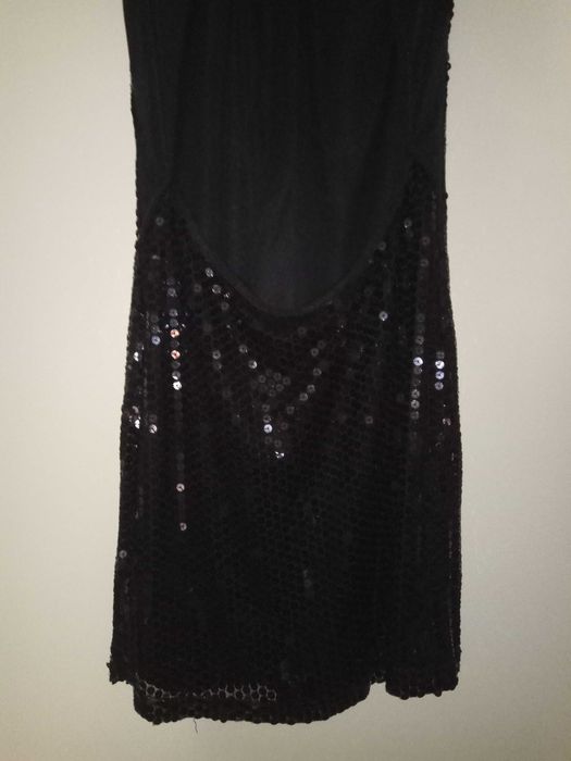 Rochie cu paiete, neagra, mini, cu spatele gol, mar.XS/S.
