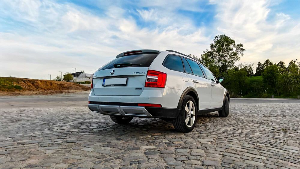 Skoda Octavia SCOUT 4x4 permanent 2.0 TDI CUNA 184 CP Euro 6 fără AdBlue | 135.000 km