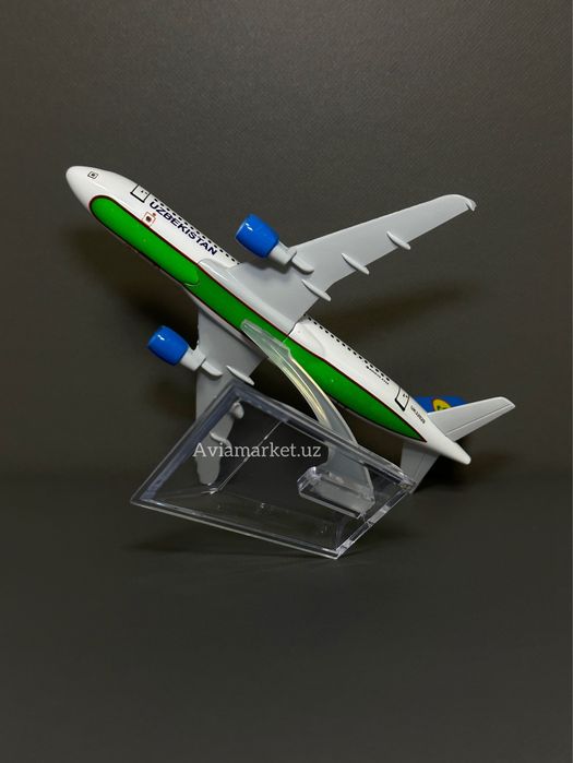 Самолет сувенир AIRBUS A320 Uzbekistan Airways (100% металл)