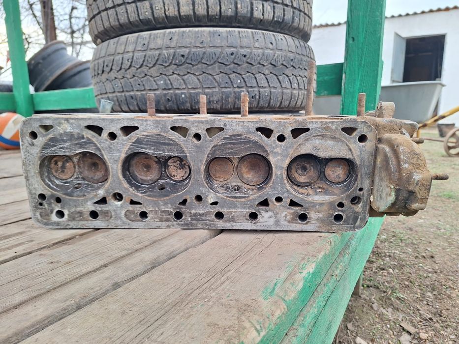 Продам головку от уаз
