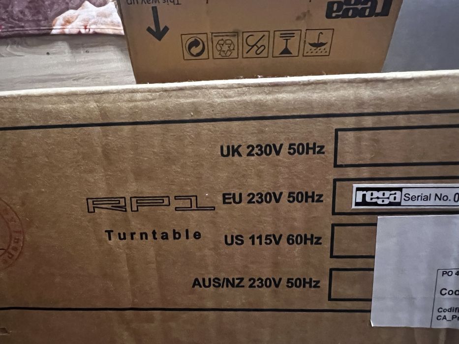 Vand gramofon rega planer 1 nou