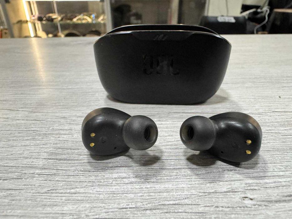 Безжични слушалки JBL Wave Buds