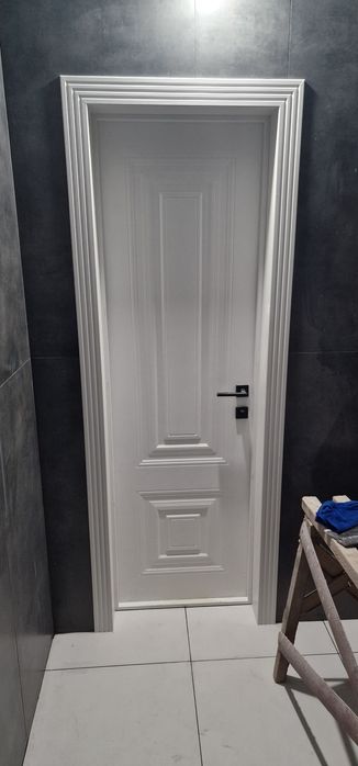 Установка  дверей