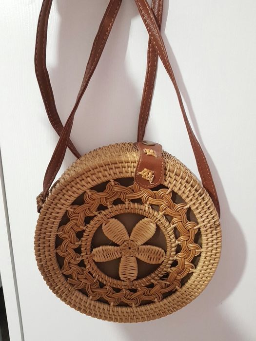 Черна дамска чанта Longchamp