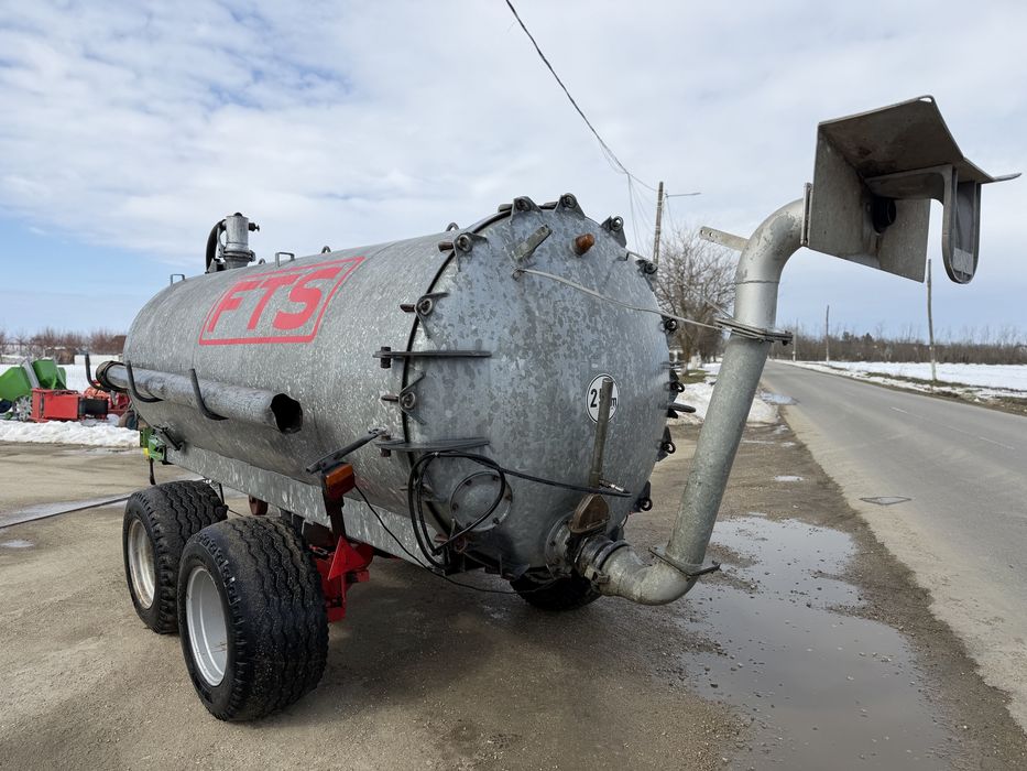 Vidanja/Cisterna 6000L FTS cu Punte Tandem Impecabila